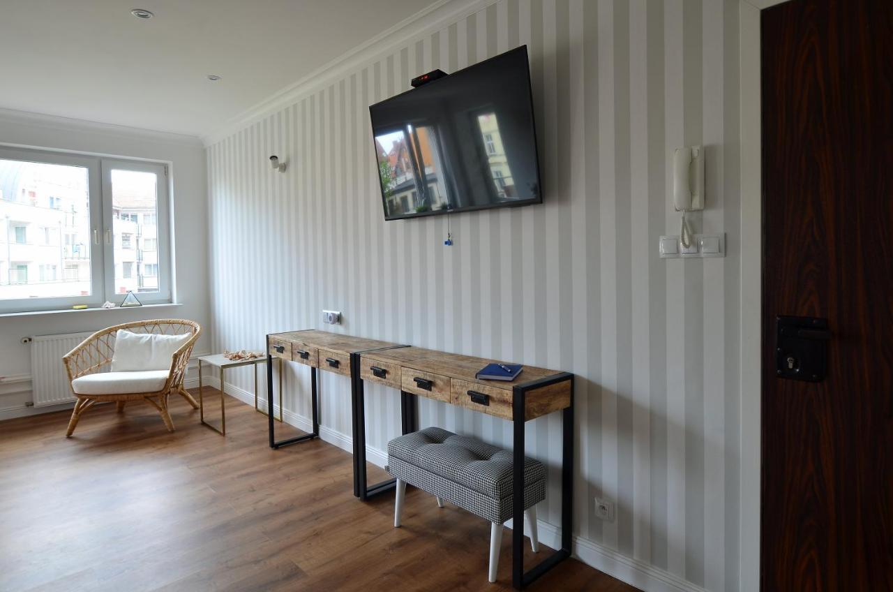 Apartament Biala Sowa - Weisse Eule Apartment كولوبرزيغ المظهر الخارجي الصورة