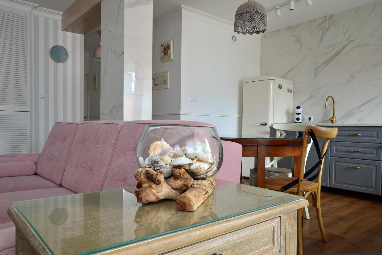 Apartament Biala Sowa - Weisse Eule Apartment كولوبرزيغ المظهر الخارجي الصورة