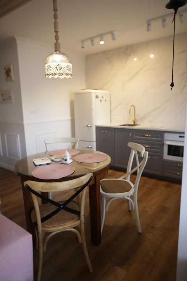 Apartament Biala Sowa - Weisse Eule Apartment كولوبرزيغ المظهر الخارجي الصورة